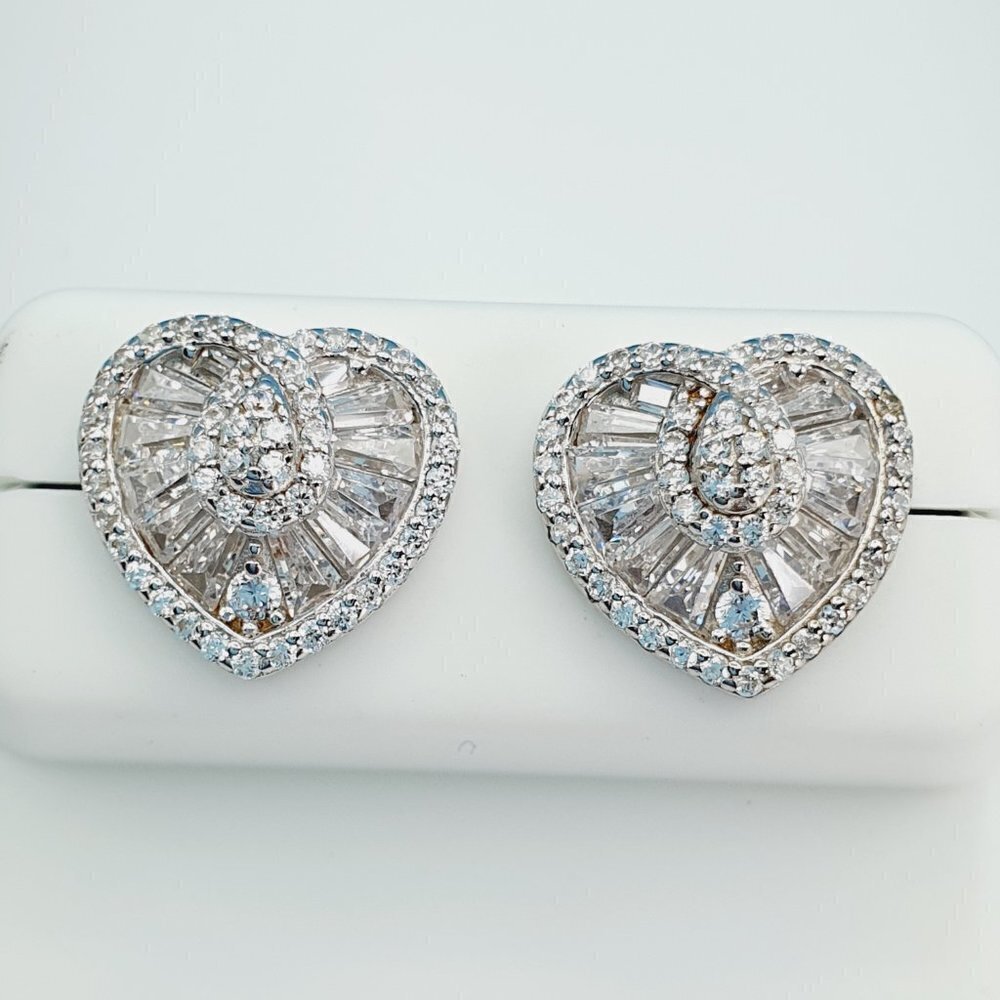 "925 Sterling Silver Cubic Zirconia Earrings, UU1P6A6072